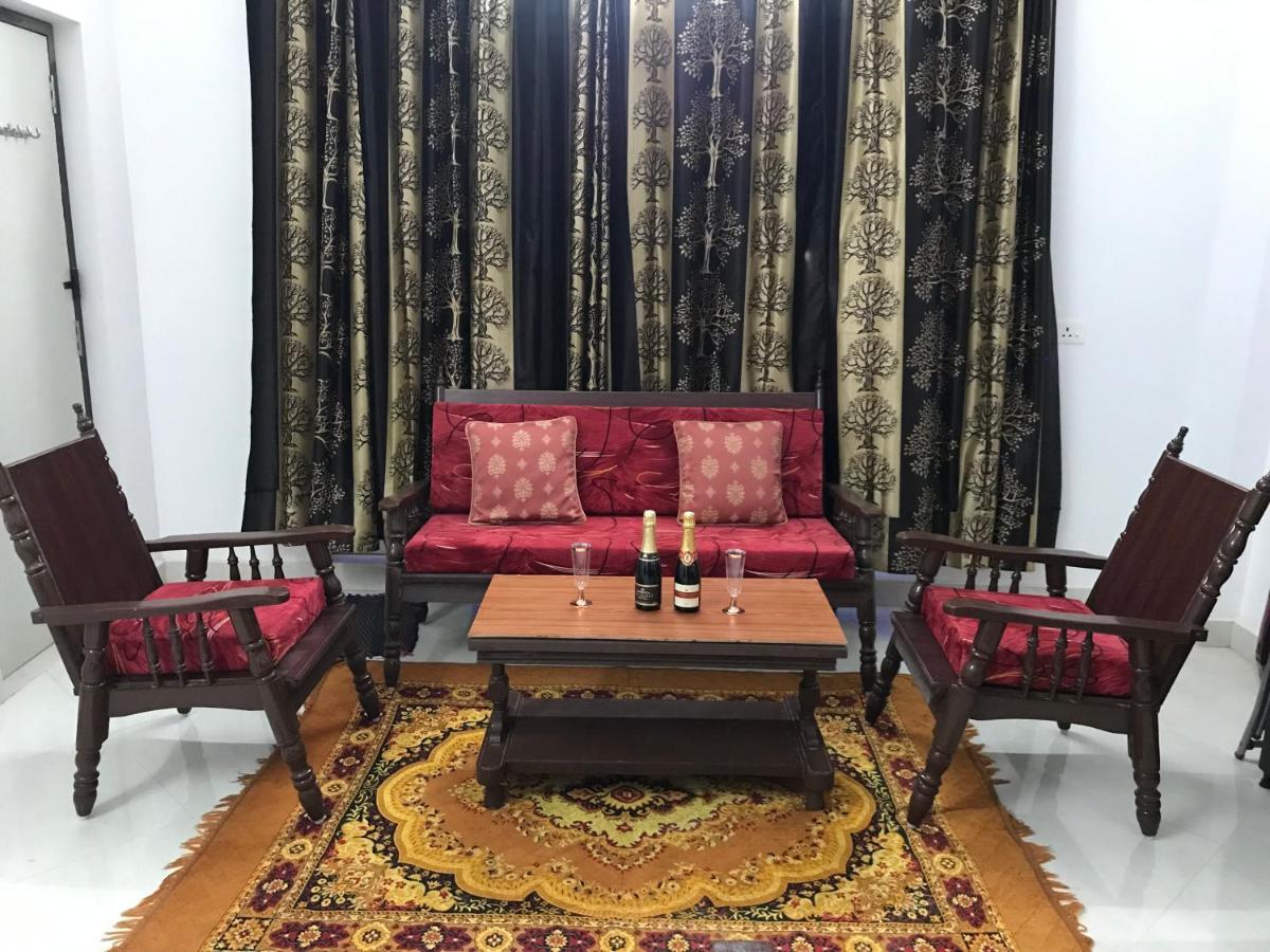 Chan Maison @ Lakshmi Gardens ポンディシェリ エクステリア 写真